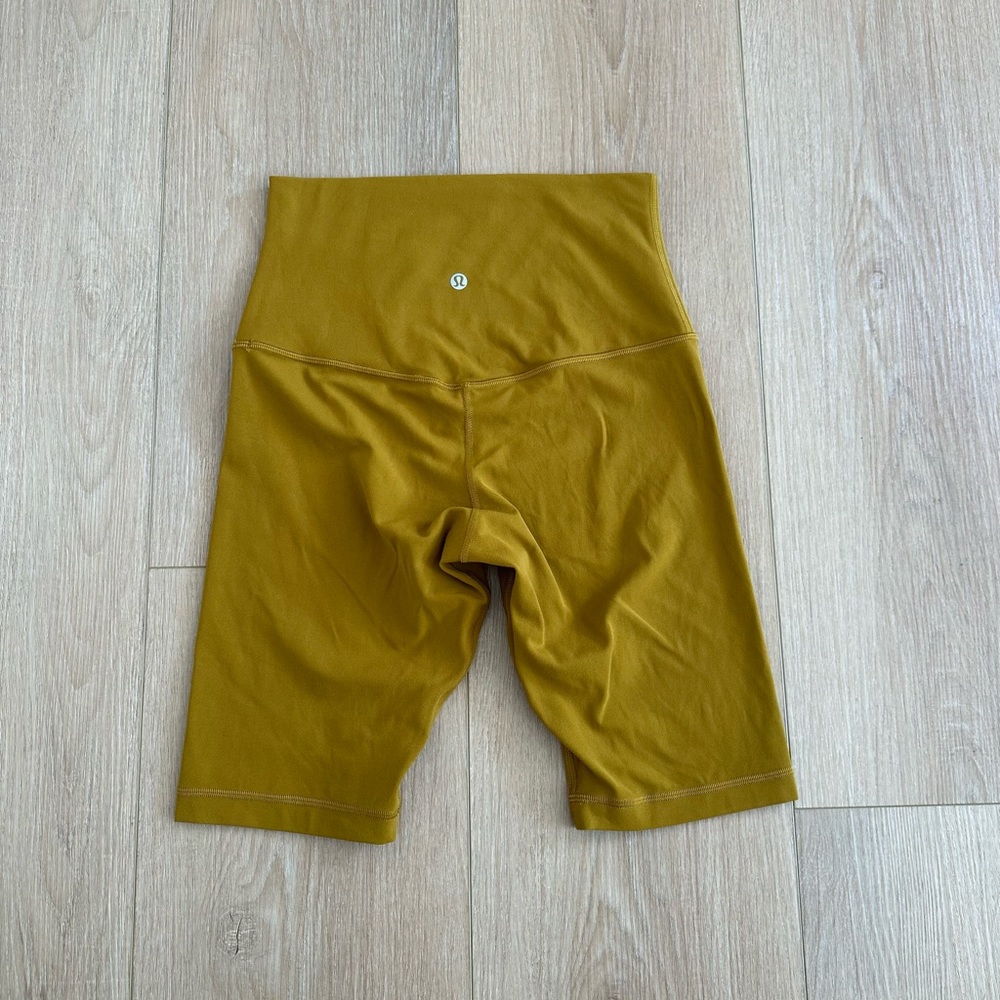 Lululemon Align Shorts. Women’s 8.